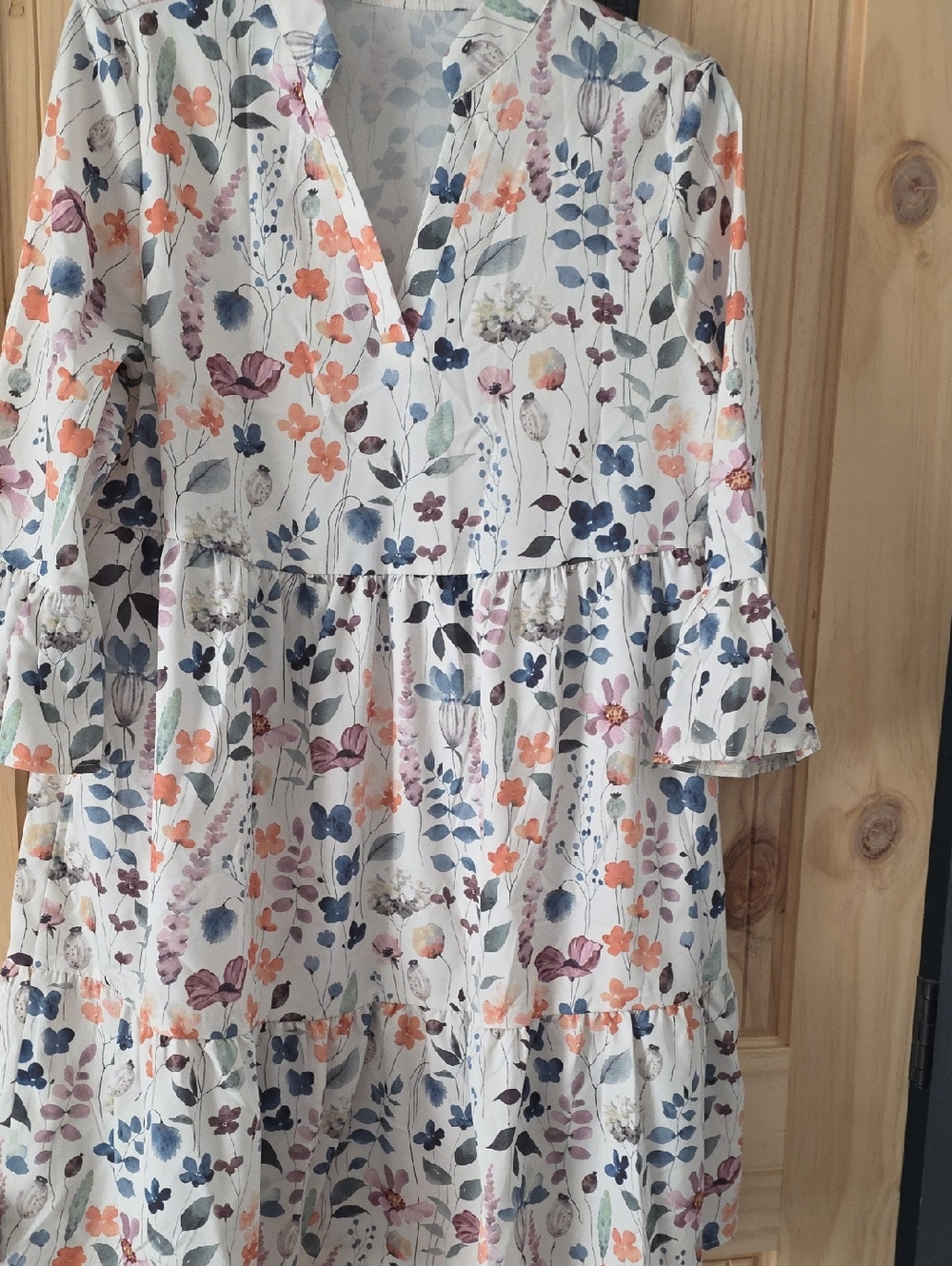 Floral Tiered Womens Dress in White with Multicolor Flowers Size Medium